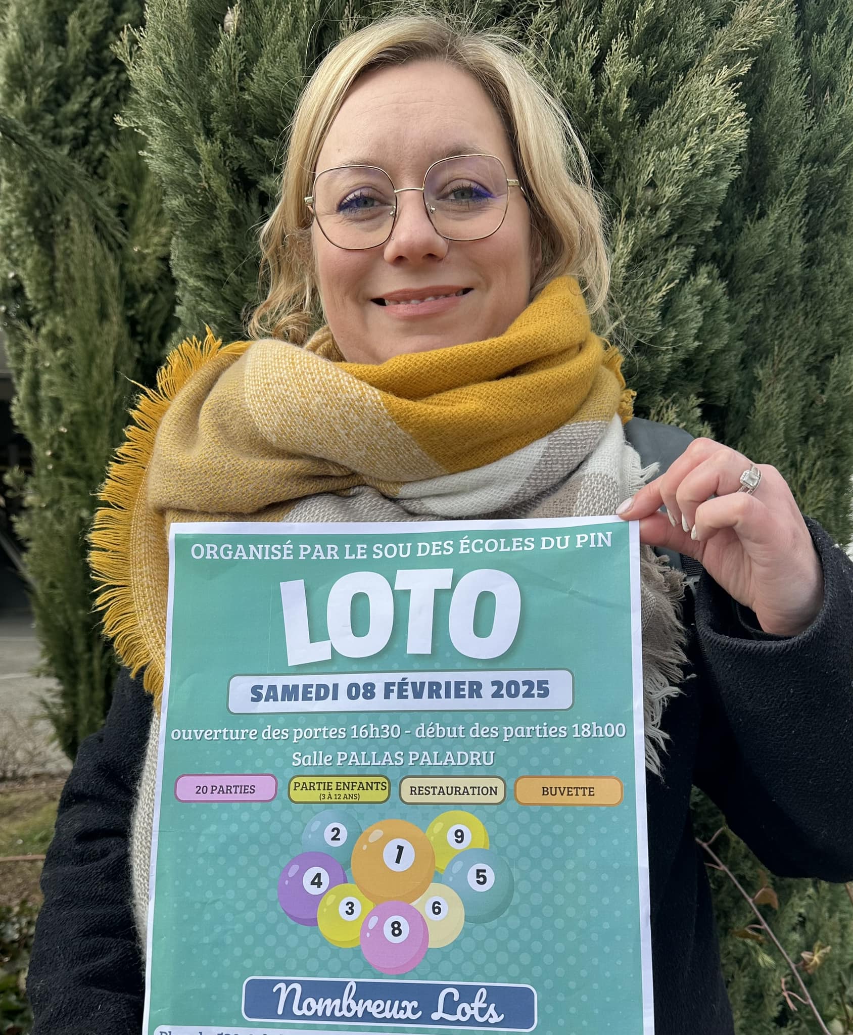 ELODIE SOU DES ECOLES DU PIN VILLAGES DU LAC DE PALADRU.jpg (402 KB)