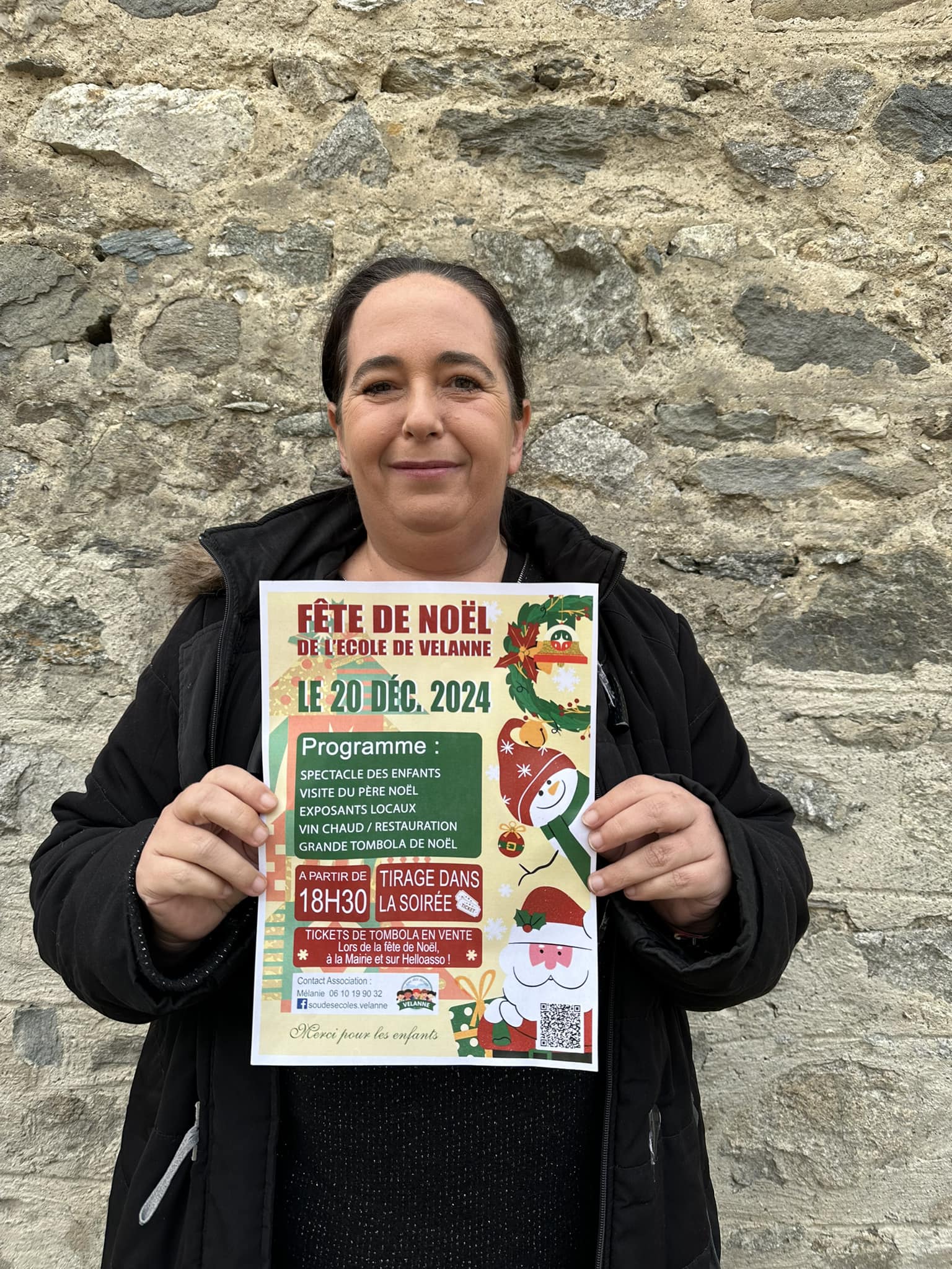 L &eacute;quipe du Sou des &Eacute;coles de Velanne pour leur f&ecirc;te de No&euml;l.jpg (487 KB)